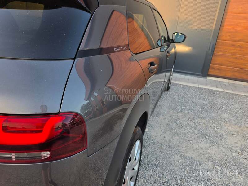Citroen C4 Cactus 1.2 B.E.N.Z NOV
