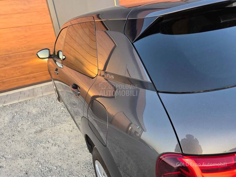 Citroen C4 Cactus 1.2 B.E.N.Z NOV