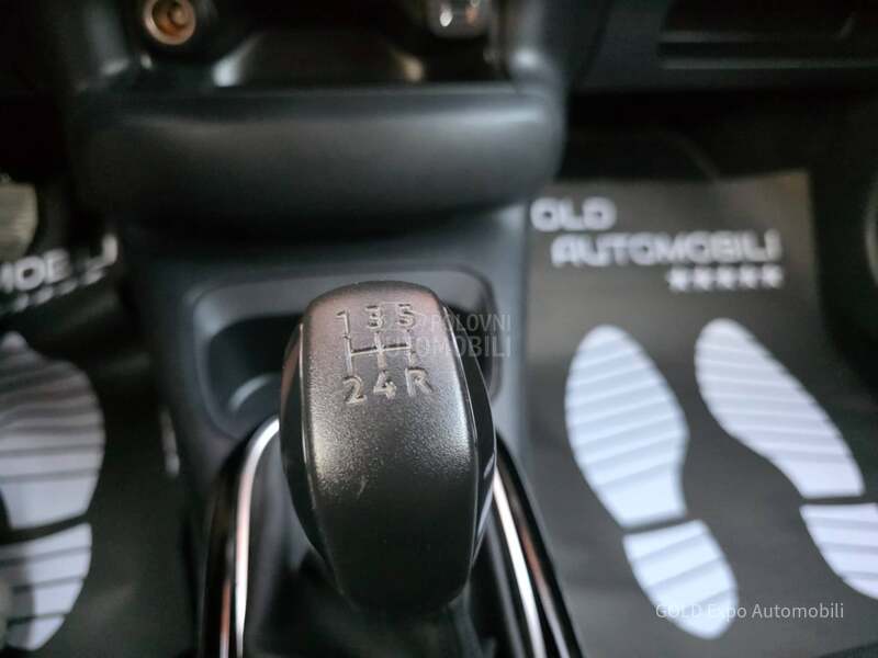 Citroen C4 Cactus 1.2 B.E.N.Z NOV