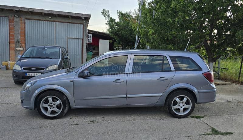 Opel Astra H hitCenaa