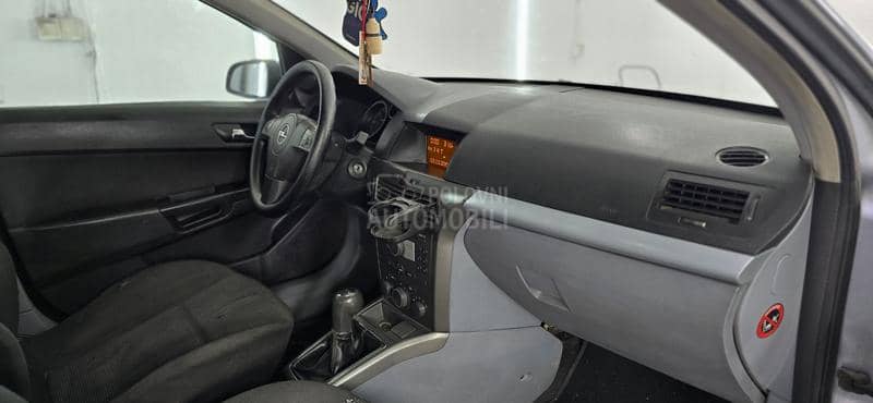 Opel Astra H hitCenaa