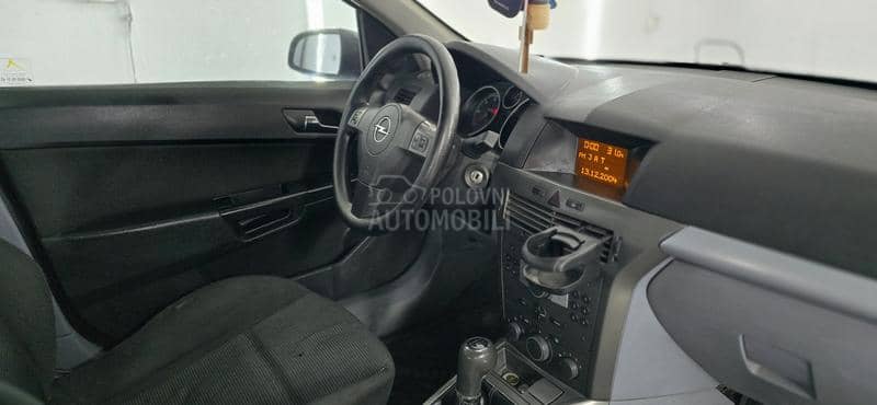 Opel Astra H hitCenaa