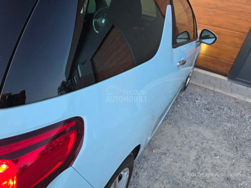 Citroen DS3 1.6 E-HDi Baby Blue