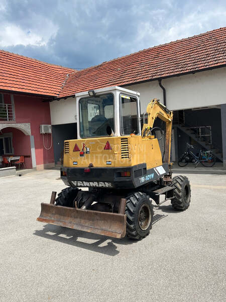 Yanmar Yb401w