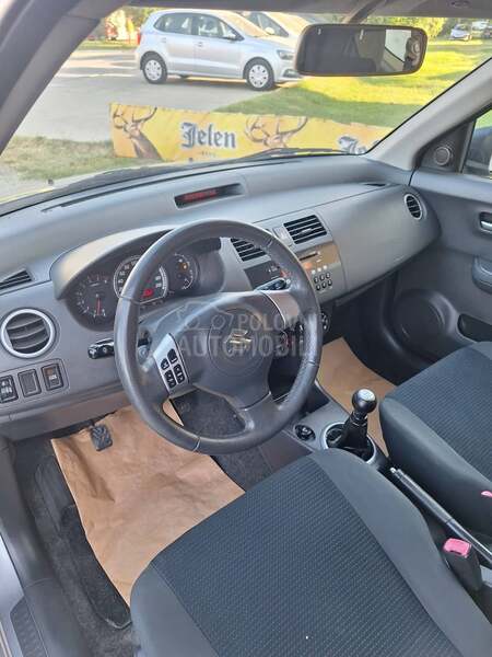 Suzuki Swift 1.3