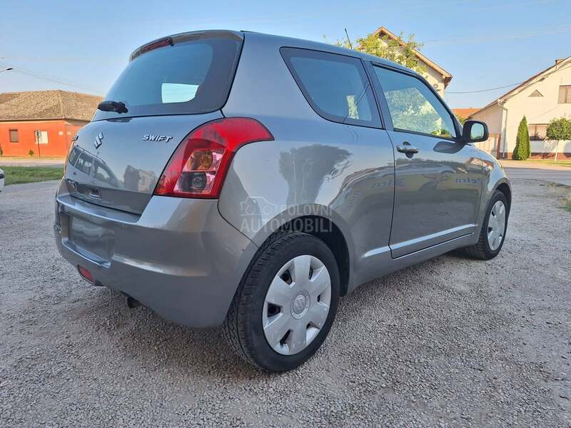 Suzuki Swift 1.3