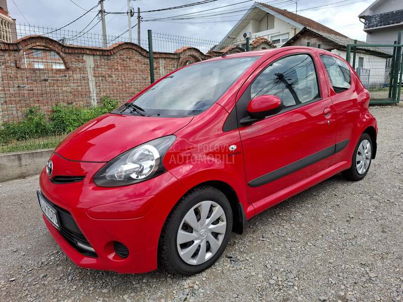 Toyota Aygo 1.0b clima rest