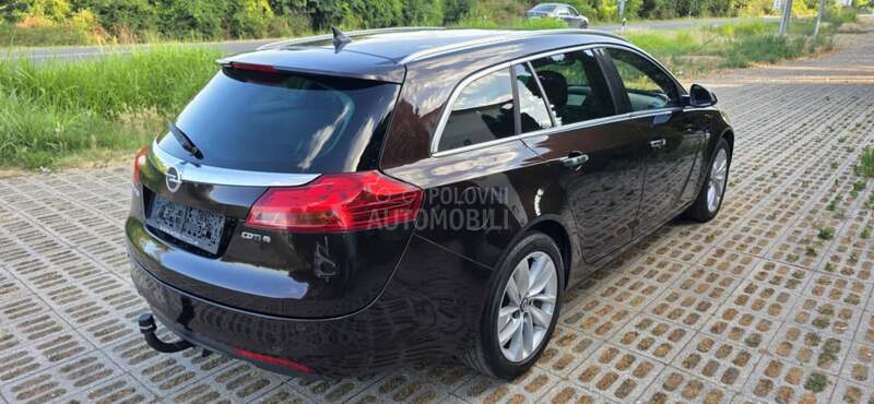 Opel Insignia 2,0  cdti  4x4