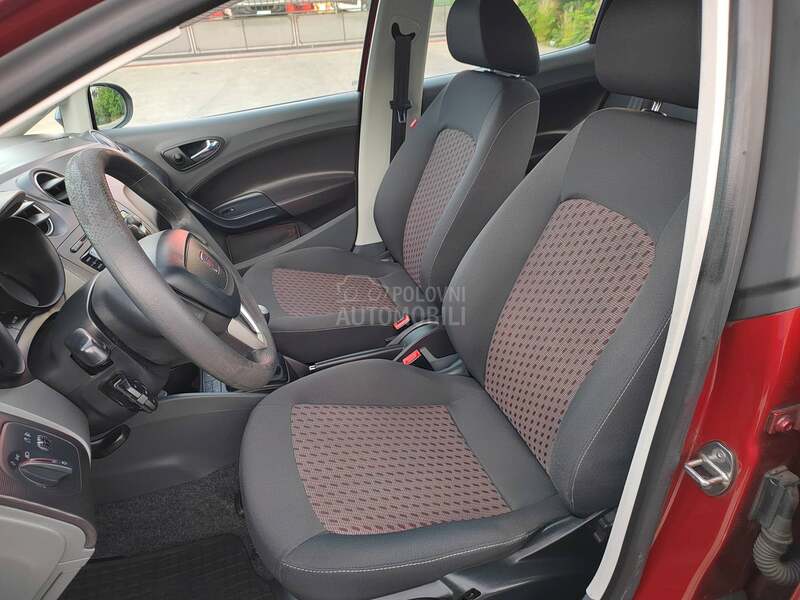 Seat Ibiza 1,2i 2009g /L E P A/