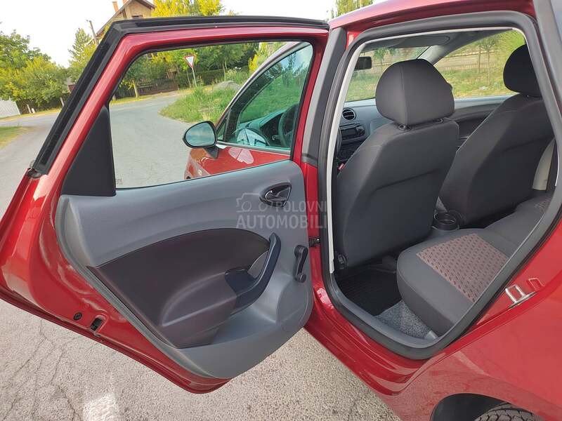Seat Ibiza 1,2i 2009g /L E P A/