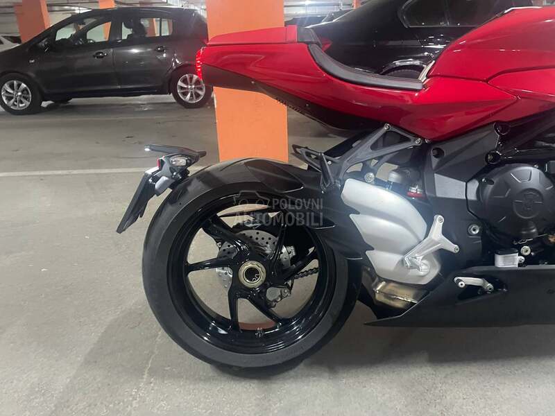 MV Agusta superveloce