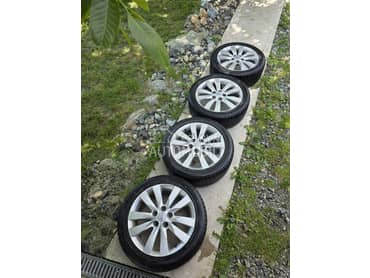 Kumho 225/45 R17 Letnja
