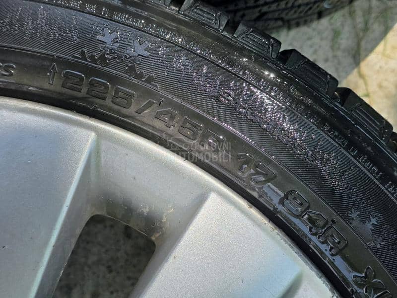 Kumho 225/45 R17 Letnja
