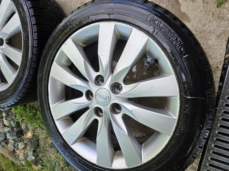 Kumho 225/45 R17 Letnja