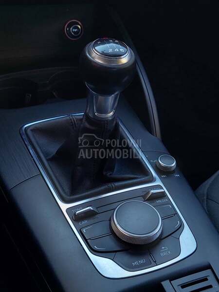 Audi A3 1.6 AMBIJENTE