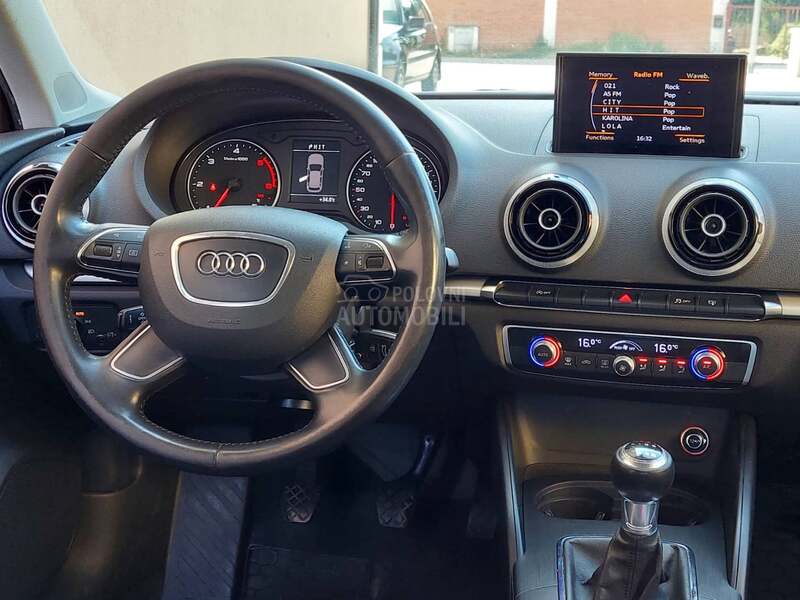 Audi A3 1.6 AMBIJENTE