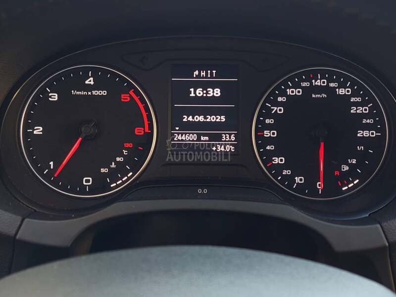 Audi A3 1.6 AMBIJENTE