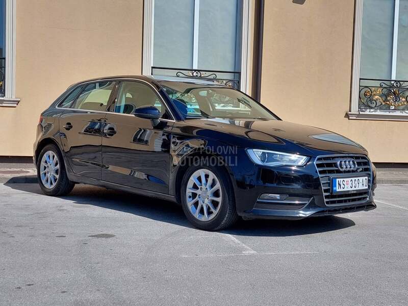Audi A3 1.6 AMBIJENTE