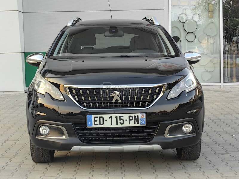 Peugeot 2008 1.2 CROSSWAY PANO