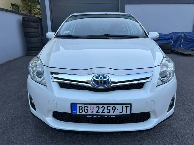 Toyota Auris 1.8 Hibrid