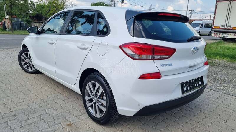 Hyundai i30 1.6 CRDI A.U.T.O.M