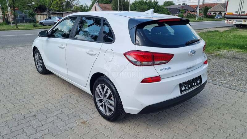 Hyundai i30 1.6 CRDI A.U.T.O.M