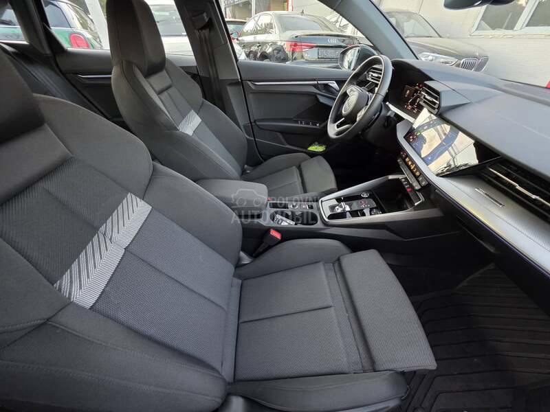 Audi A3 30TDI S TRONIC ADVAN