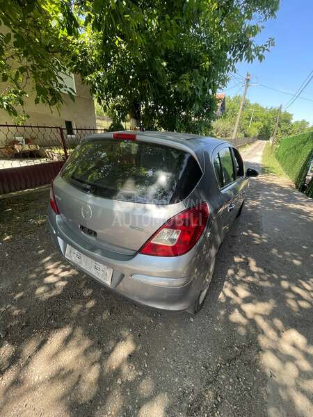Opel Corsa D 1.3cdt 2008. god. -  kompletan auto u delovima