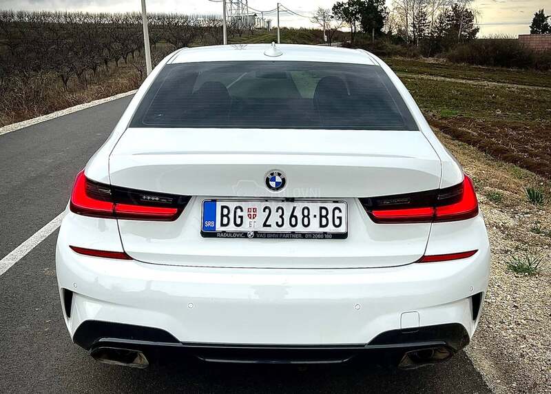 BMW 318 