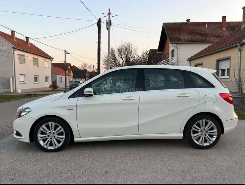 Mercedes Benz B 200 CDI EXSECUTIVE