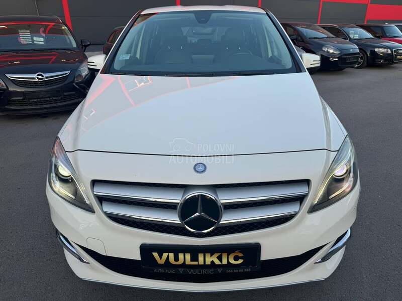 Mercedes Benz B 200 RATA 228e BEZ UČEŠĆA