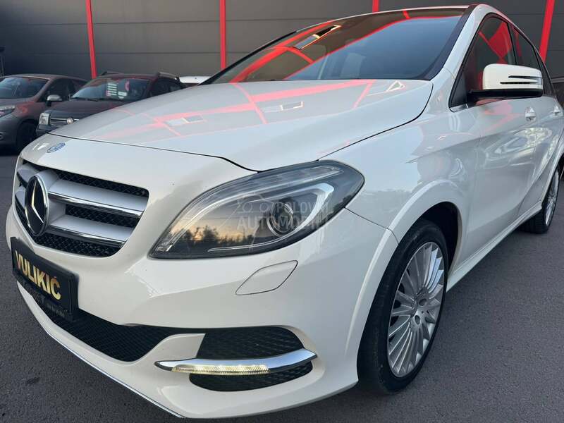 Mercedes Benz B 200 RATA 228e BEZ UČEŠĆA
