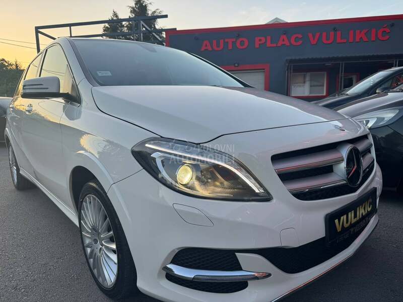 Mercedes Benz B 200 RATA 228e BEZ UČEŠĆA