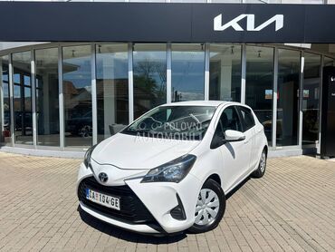 Toyota Yaris 1.0 LUNA