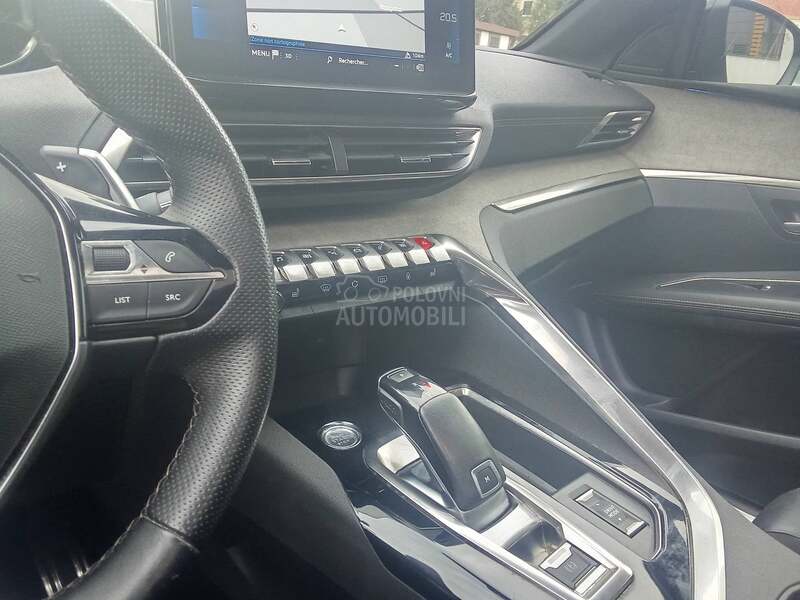 Peugeot 3008 1,5HDI GT Pano