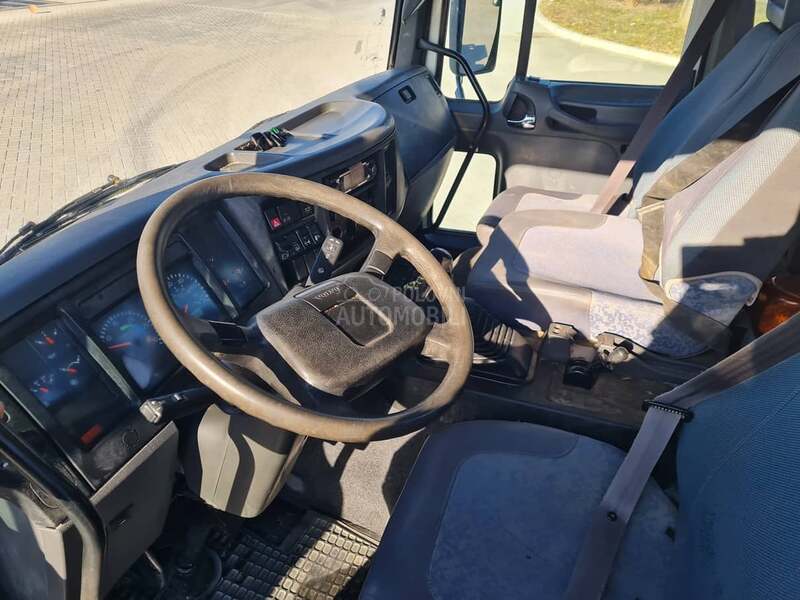 Volvo FL6 ABROL MARREL 6t.