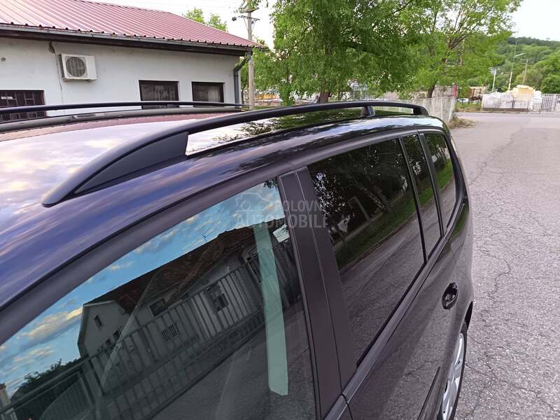 Volkswagen Touran 1.4Tsi 7 SEDISTA