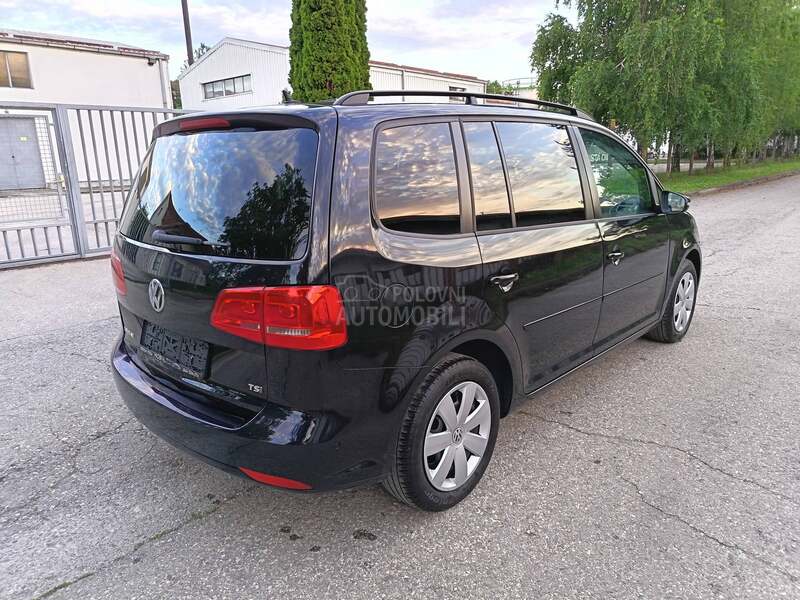 Volkswagen Touran 1.4Tsi 7 SEDISTA