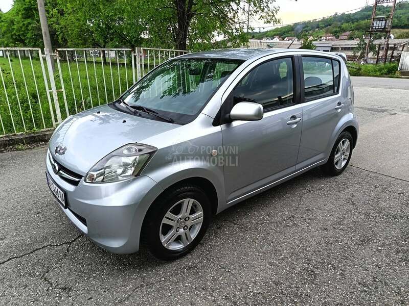 Subaru Justy 1.0B   A C