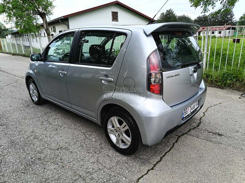 Subaru Justy 1.0B   A C