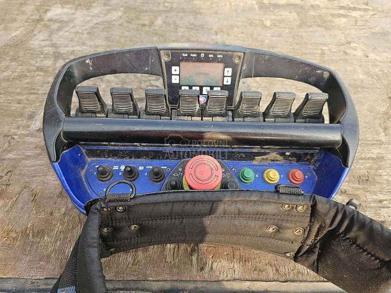 Scania R440 6x2 / HMF 5020