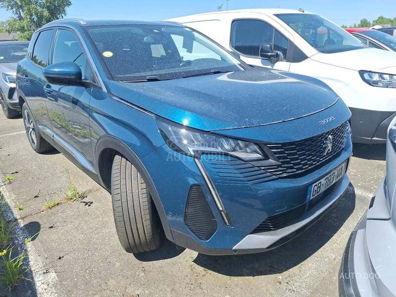 Peugeot 3008 1.5 BLUEHDI ALLURE