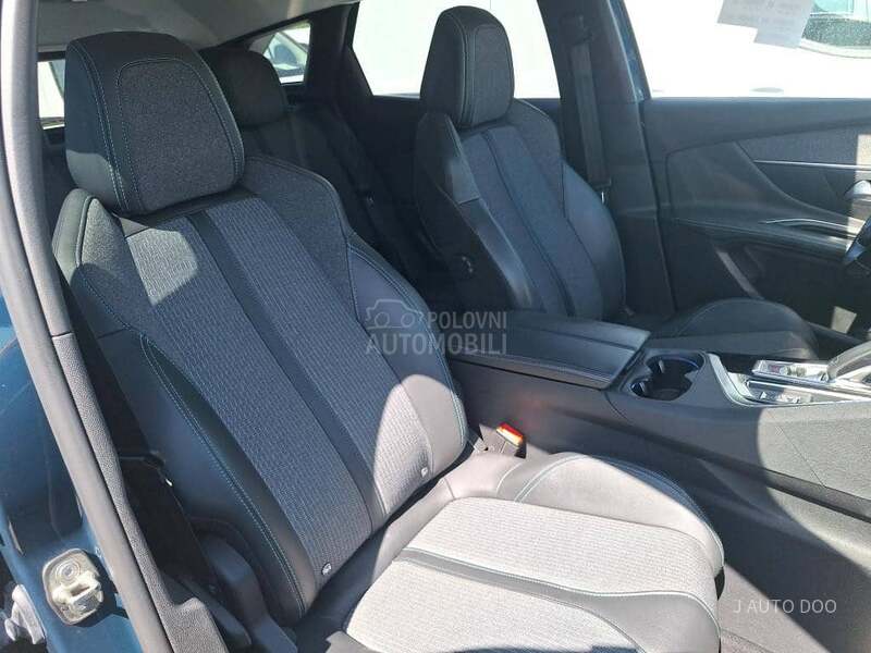 Peugeot 3008 1.5 BLUEHDI ALLURE