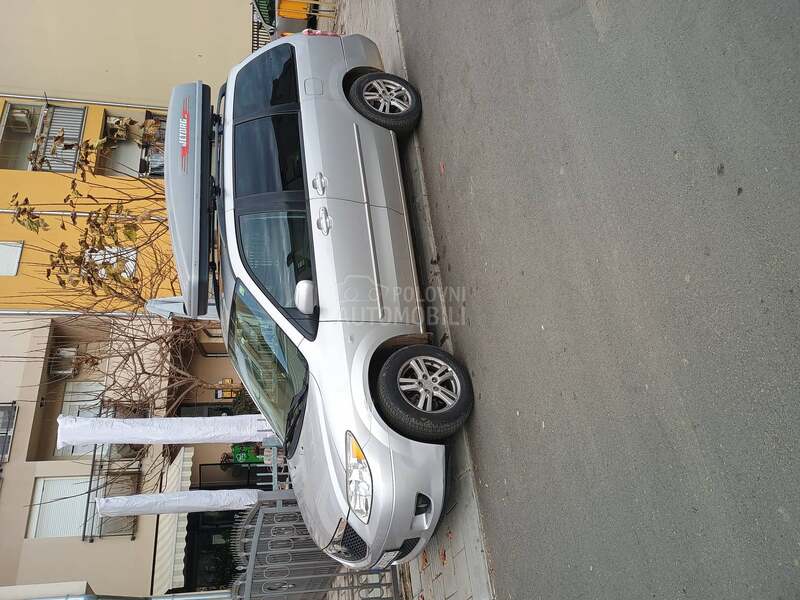 Mazda MPV 