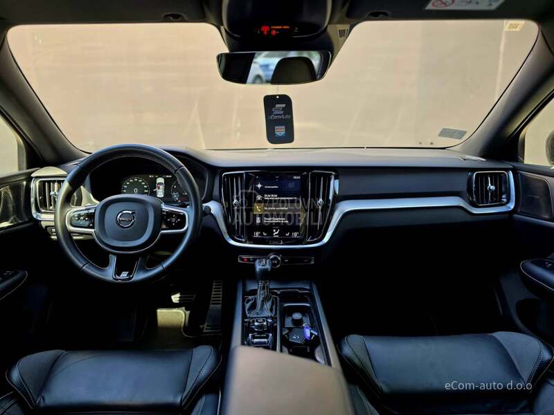 Volvo S60 2.0 T4 R-DESIGN A/T