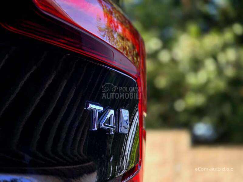 Volvo S60 2.0 T4 R-DESIGN A/T