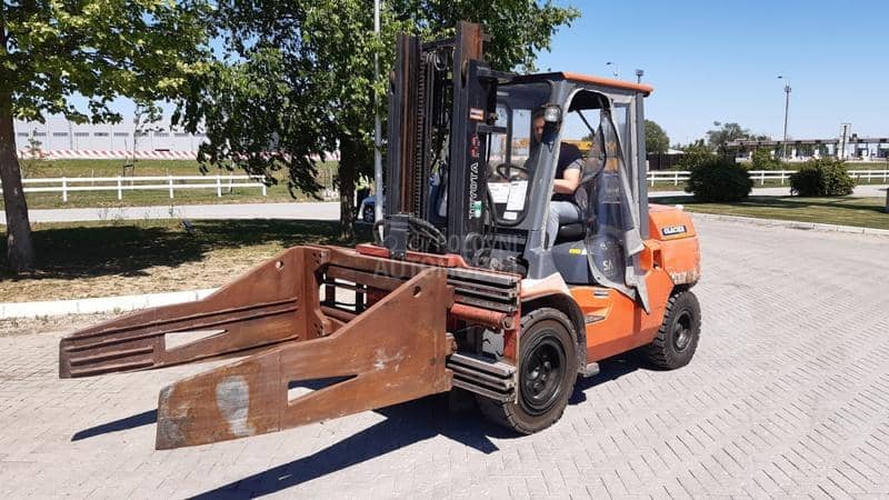 Toyota 427FD40 4t HVATALJKE