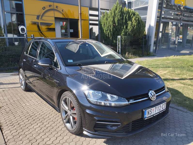 Volkswagen Golf 7 1.6 R LINE
