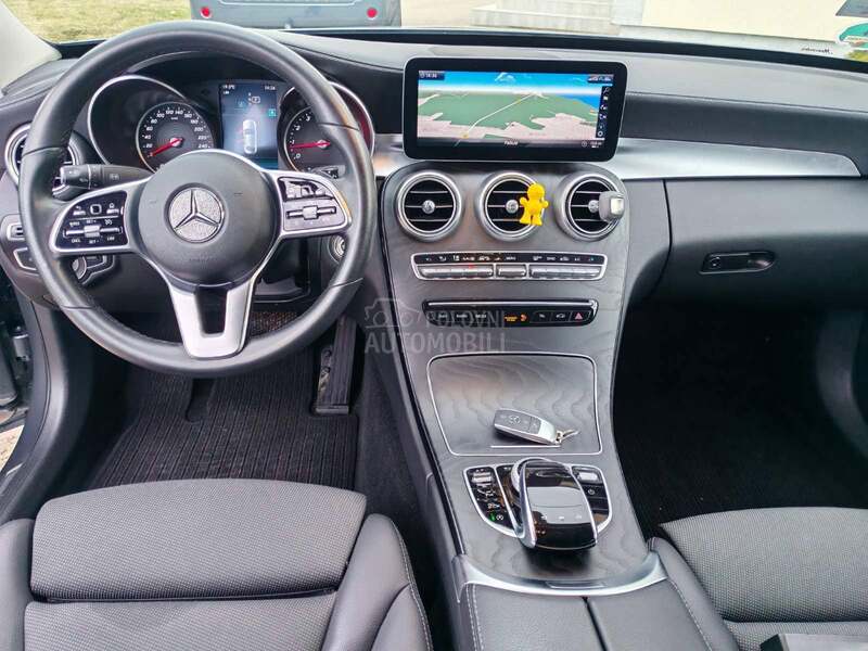 Mercedes Benz C 200 