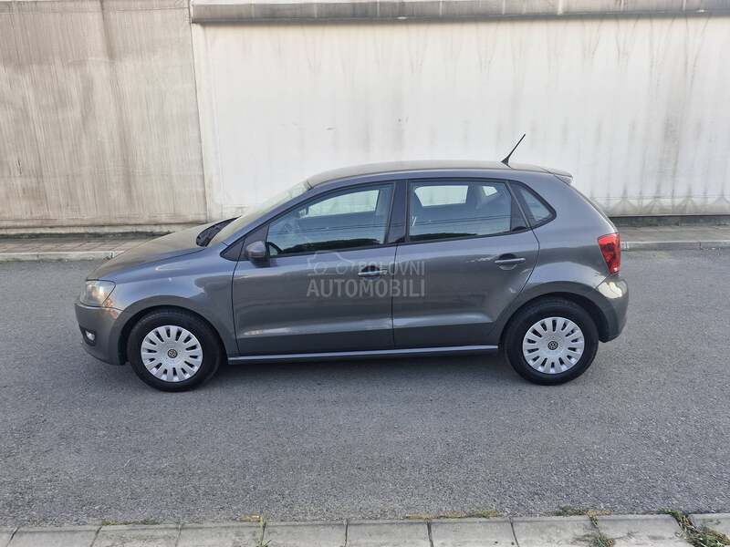 Volkswagen Polo 1.2b 5v k l i m a